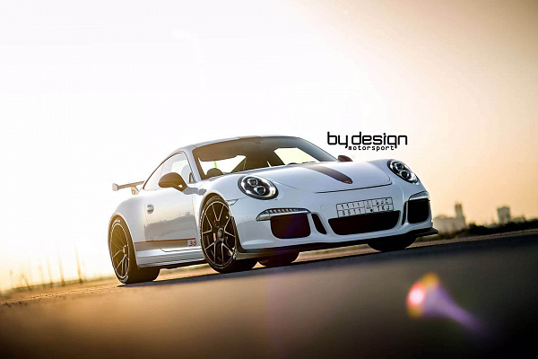 Фото дисков HRE P101 Черный глянец на Porsche 911 VII