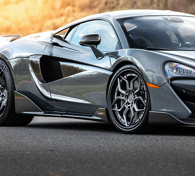 Фото дисков Brixton Forged PF9 на McLaren 600