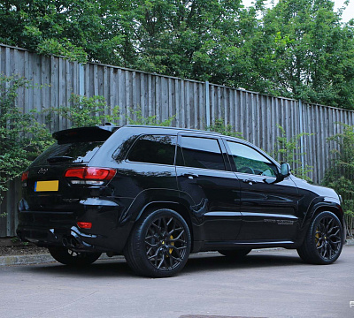 Фото дисков Vossen S17-01 на Jeep Grand Cherokee IV