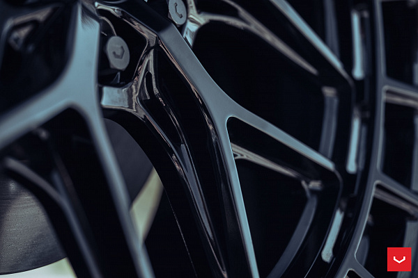 Фото дисков Vossen HFX-1 (6-Lug) Черный глянец на Ram 1500 V