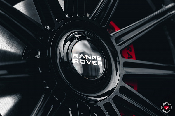 Фото дисков Vossen S17-12 Черный глянец на Land Rover Range Rover V
