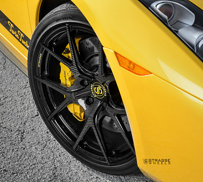 Фото дисков Strasse Wheels SM5R Deep Concave Monoblock на Lamborghini Gallardo