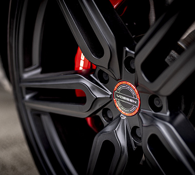 Фото дисков Vossen HF-1 на Porsche Cayenne III