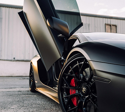 Фото дисков Brixton Forged TR05 на Lamborghini Aventador