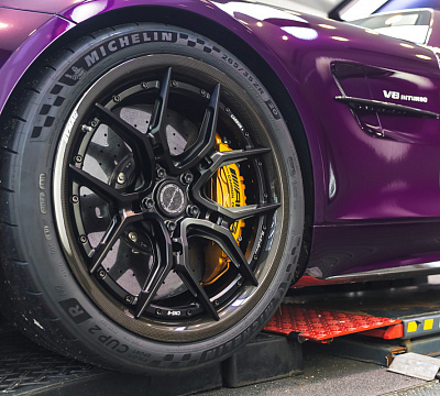 Фото дисков Brixton Forged CM5-R на Mercedes-Benz AMG GT I
