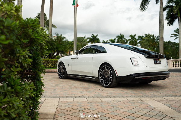 Фото дисков Anrky RF-177 Алмазная проточка на Rolls-Royce Spectre