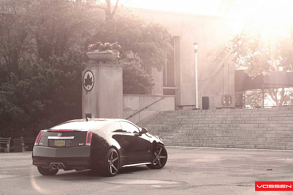 Фото дисков Vossen CV3 Алмазная проточка на Cadillac CTS II