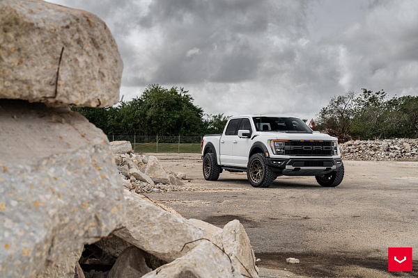 Фото дисков Vossen HFX-1 (6-Lug) Сатиновая бронза на Ford F-150 XIV
