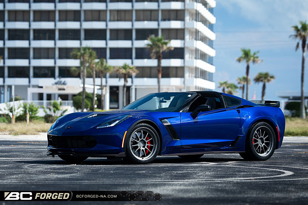Фото дисков BC Forged TD01 Матовый графит на Chevrolet Corvette C7