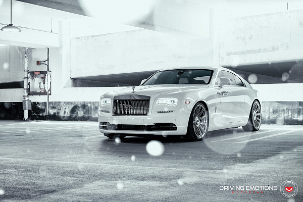 Фото дисков Vossen S17-12 Глянцевый тонированный лак на Rolls-Royce Wraith