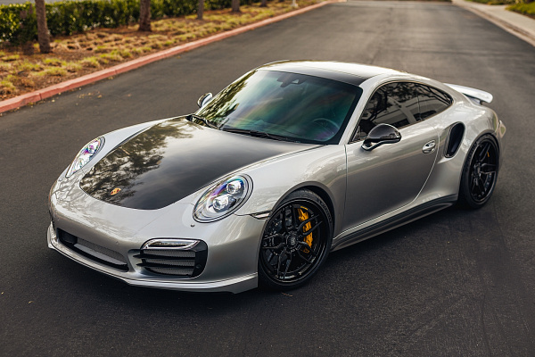 Фото дисков Strasse Wheels SV4 Deep Concave FS Другой цвет на Porsche 911 VII