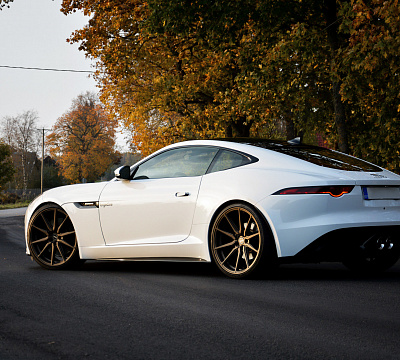 Фото дисков Vossen HF-3 на Jaguar F-Type