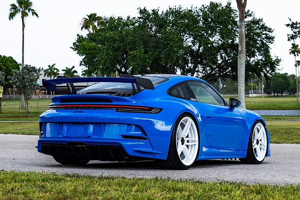 Фото дисков Anrky AN27 Белый глянец на Porsche 911 VIII