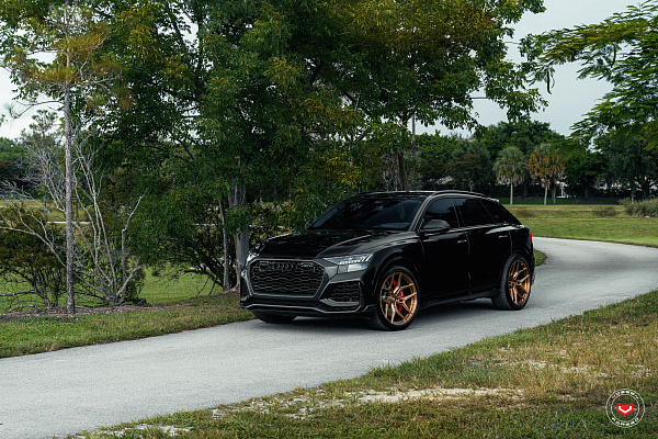 Фото дисков Vossen EVO-4 Глянцевая темная медь на Audi Q8