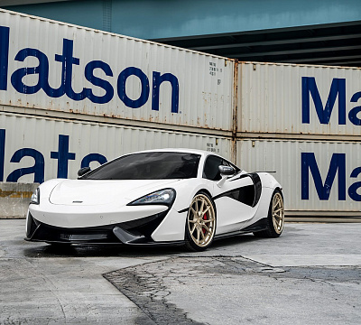 Фото дисков Anrky AN32 на McLaren 570S