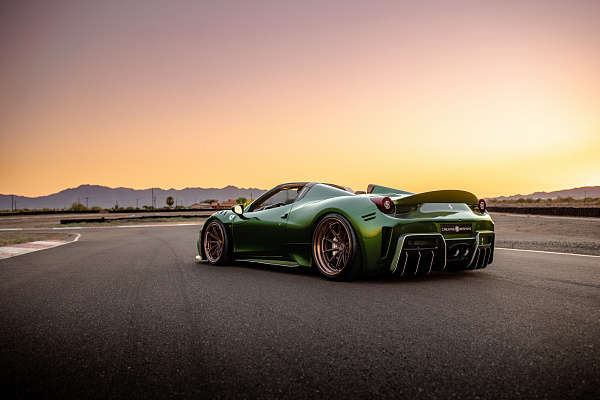 Фото дисков Brixton Forged R11-RS Глянцевая бронза на Ferrari 458