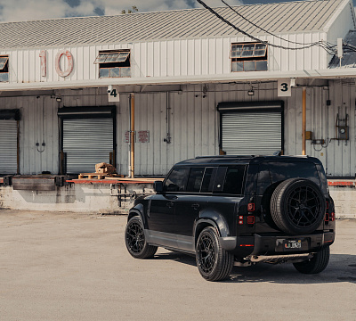 Фото дисков Vossen HFX-1 (5-Lug) на Land Rover Defender II