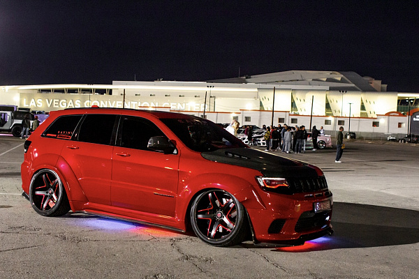 Фото дисков Savini SV93 Другой цвет на Jeep Grand Cherokee IV