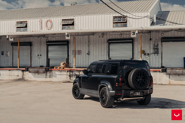Фото дисков Vossen HFX-1 (5-Lug) Черный глянец на Land Rover Defender II