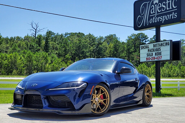 Фото дисков HRE P101 Сатиновое золото на Toyota Supra A90
