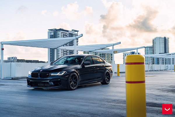 Фото дисков Vossen HF-5 Черный сатин на BMW 5/M5 (G30/F90)