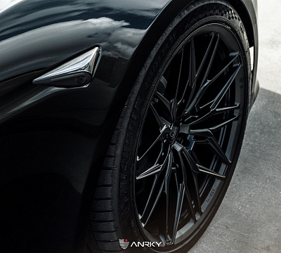 Фото дисков Anrky S1-X1 на Tesla Model S