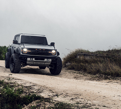Фото дисков Vossen HFX-1 (6-Lug) на Ford Bronco