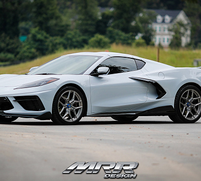 Фото дисков MRR NES SS-3 на Chevrolet Corvette C8