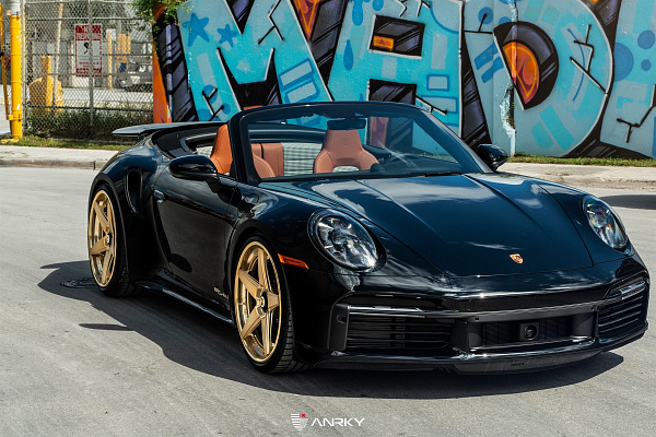 Фото дисков Anrky RS5.3 Сатиновое золото на Porsche 911 VIII