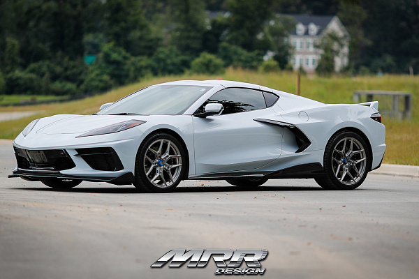 Фото дисков MRR NES SS-3 Глянцевый лак на Chevrolet Corvette C8