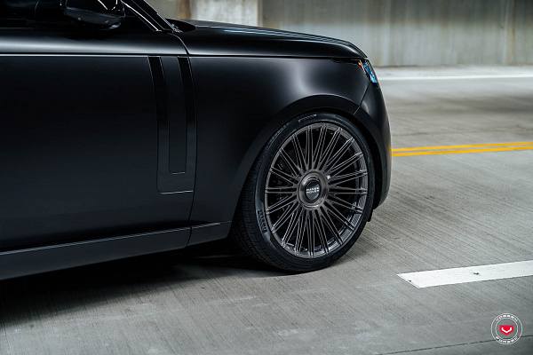 Фото дисков Vossen S17-14 Глянцевый темный лак на Land Rover Range Rover V