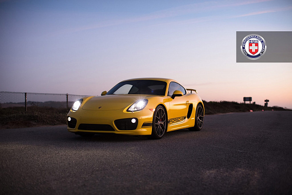Фото дисков HRE P101 Сатиновый графит на Porsche Cayman II