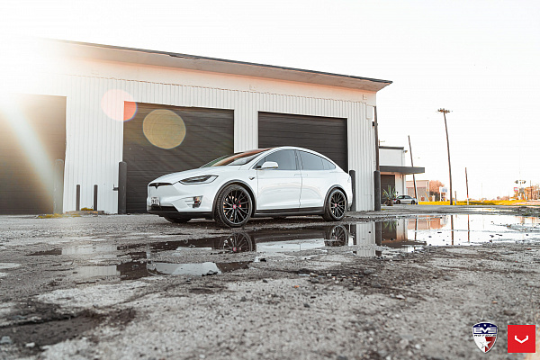 Фото дисков Vossen HF-4T Черный сатин на Tesla Model X