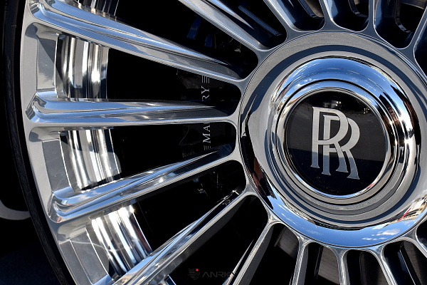 Фото дисков Anrky RF-282 Полированный лак на Rolls-Royce Ghost I
