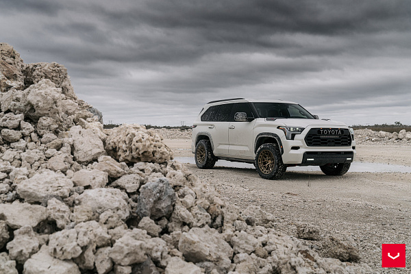 Фото дисков Vossen HFX-1 (6-Lug) Сатиновая бронза на Toyota Sequoia III