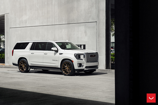 Фото дисков Vossen HF6-4 Сатиновая бронза на GMC Yukon V