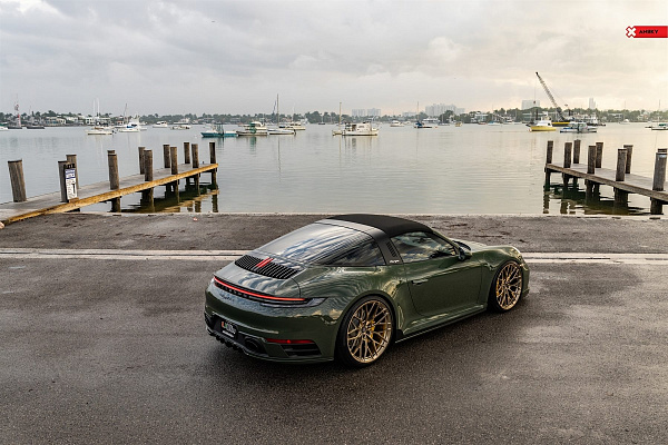 Фото дисков Anrky AN10 Глянцевое темное золото на Porsche 911 VIII