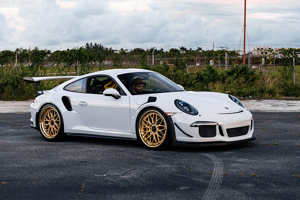 Фото дисков Anrky RS1 Сатиновое золото на Porsche 911 VII