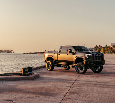 Фото дисков Vossen VFX-03 на GMC Sierra IV