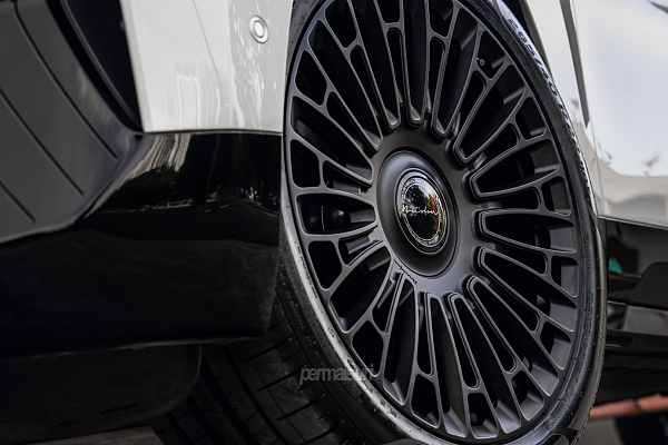 Фото дисков Brixton Forged LX01 Черный сатин на BMW iX