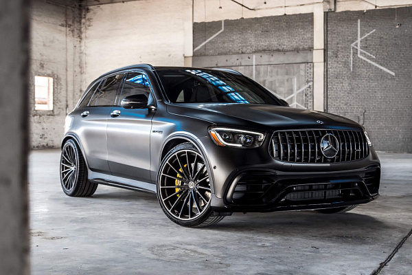 Фото дисков HRE P103 Глянцевый графит на Mercedes-Benz GLC (X253, C253)