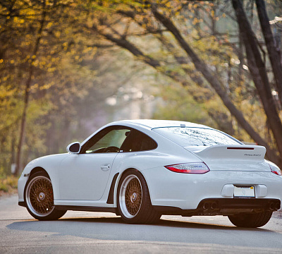 Фото дисков HRE 501 на Porsche 911 VI