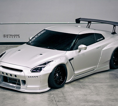 Фото дисков Strasse Wheels SV8 Signature на Nissan GT-R