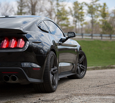 Фото дисков Vossen HF-1 на Ford Mustang VI