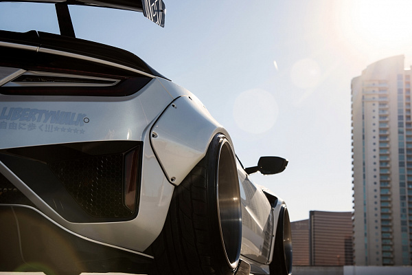 Liberty Walk Acura NSX 