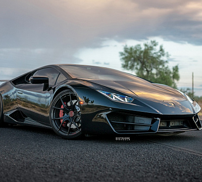 Фото дисков Strasse Wheels SM5R Deep Concave Monoblock на Lamborghini Huracan