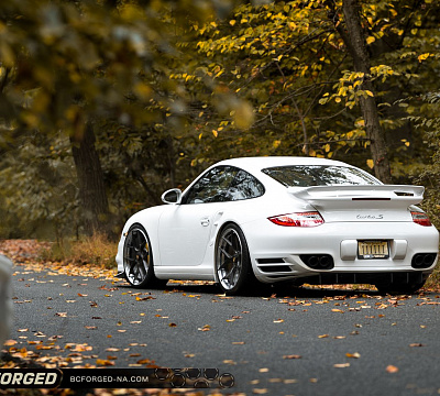 Фото дисков BC Forged HCS21 на Porsche 911 VI