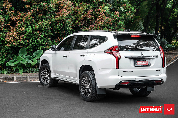 Фото дисков Vossen HF6-3 Сатиновый графит на Mitsubishi Pajero Sport III
