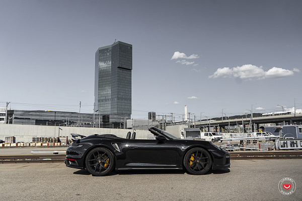 Фото дисков Vossen S21-01 Сатиновый темный лак на Porsche 911 VIII