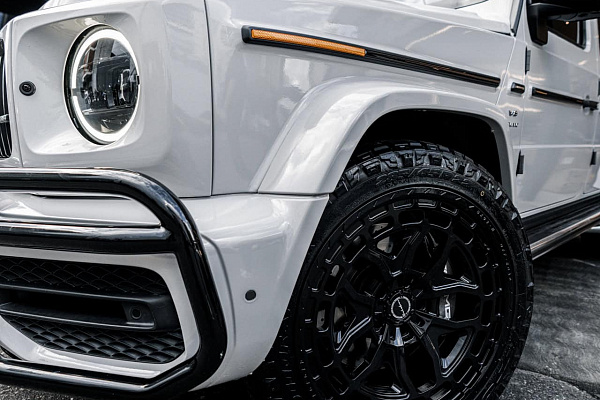 Фото дисков Brixton Forged BX02-M Черный глянец на Mercedes-Benz G-Class III